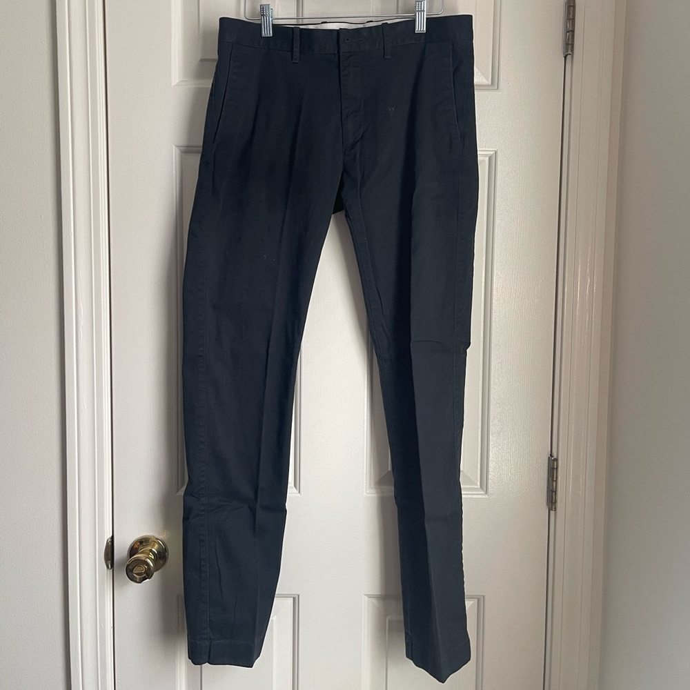 Slim-fit flex khaki pant